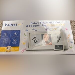 🌻🌻 3 for $30🌻🌻 baby’s first handprint & footprint ink keepsake kit